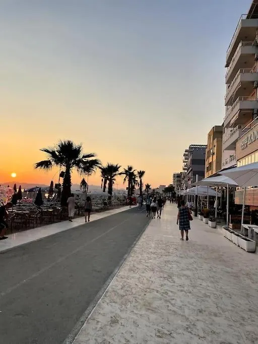 Laurent'S Durres Apartment 0*,